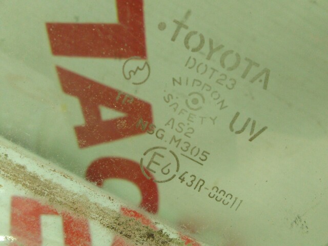 Стекло TOYOTA Corolla 