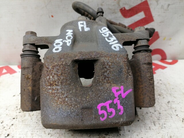 Суппорт TOYOTA Ractis 