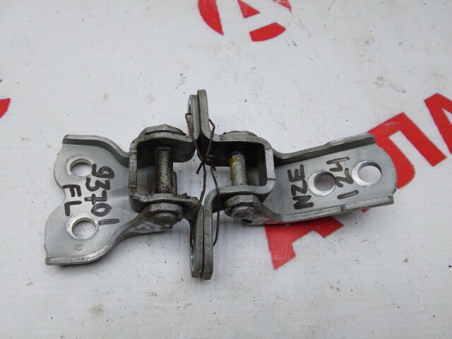 Кронштейны двери TOYOTA Corolla 