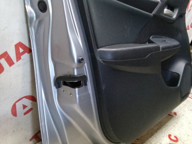 Дверь HONDA Fit 