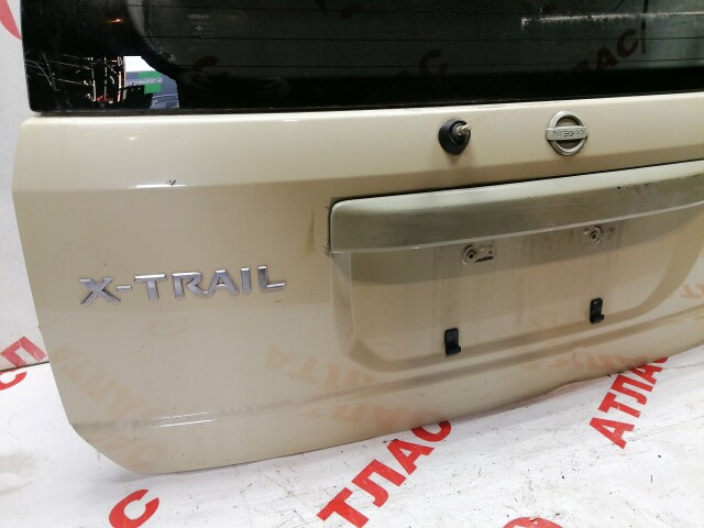 Дверь багажника NISSAN X-Trail 