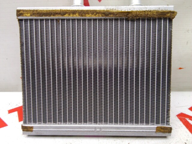 Радиатор печки NISSAN Primera 