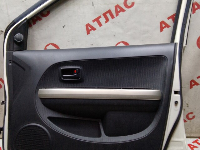 Дверь TOYOTA Ist 