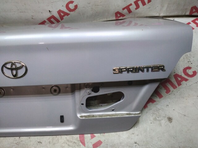 Крышка багажника TOYOTA Sprinter 