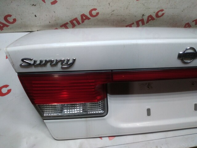 Крышка багажника NISSAN Sunny 