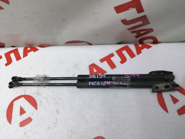 Амортизатор багажника TOYOTA Corolla Fielder 