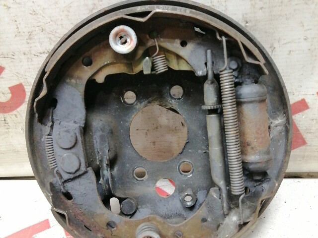 Тормозной механизм NISSAN Sunny 