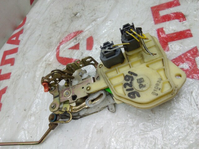 Замок двери HONDA Stream 