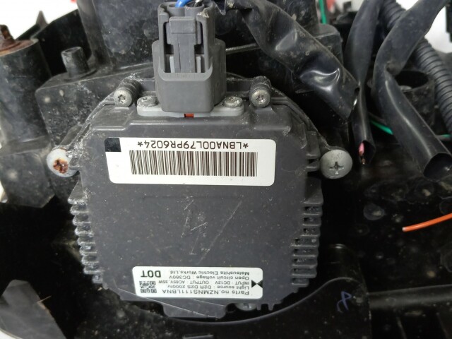 Фара NISSAN X-Trail 