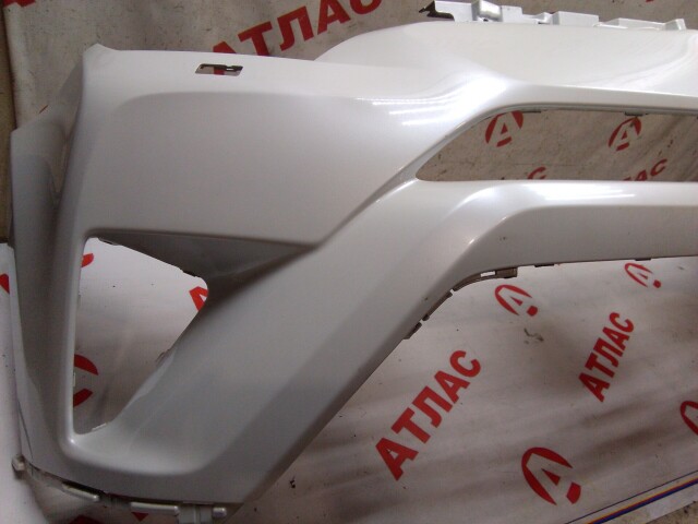 Бампер передний TOYOTA RAV4 