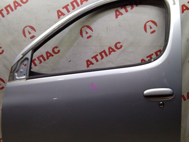 Дверь TOYOTA FunCargo 