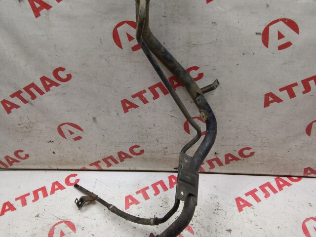 Горловина бензобака NISSAN X-Trail 