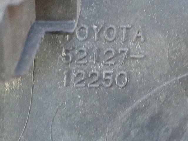 Оправа туманки TOYOTA Corolla Fielder 