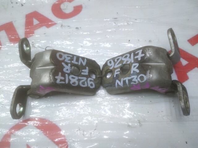 Кронштейны двери NISSAN X-Trail 