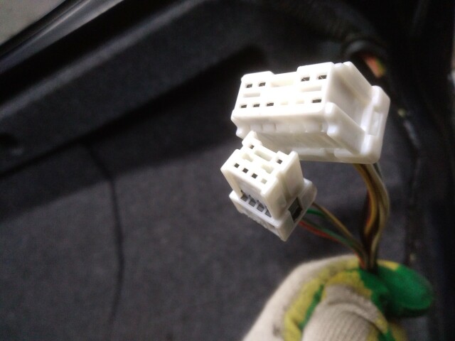 Крышка багажника MITSUBISHI Galant Fortis 