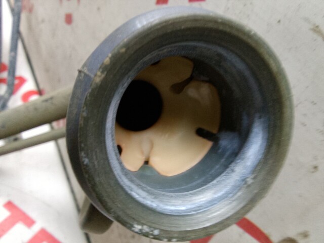 Горловина бензобака TOYOTA Ist 