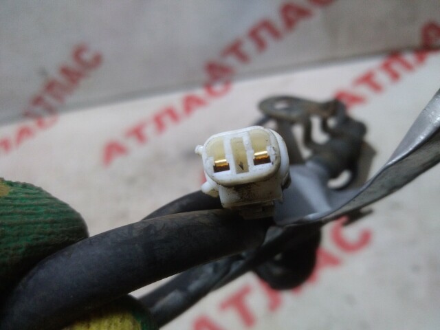 Датчик ABS TOYOTA Vitz 