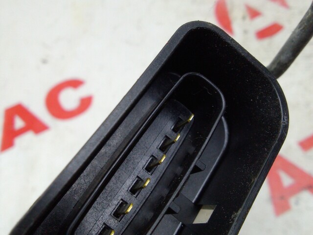 Замок двери TOYOTA Corolla Runx 