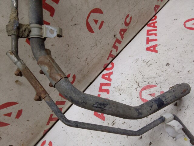 Горловина бензобака TOYOTA Sienta 