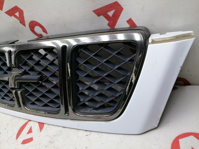 Решетка радиатора SUBARU Forester 
