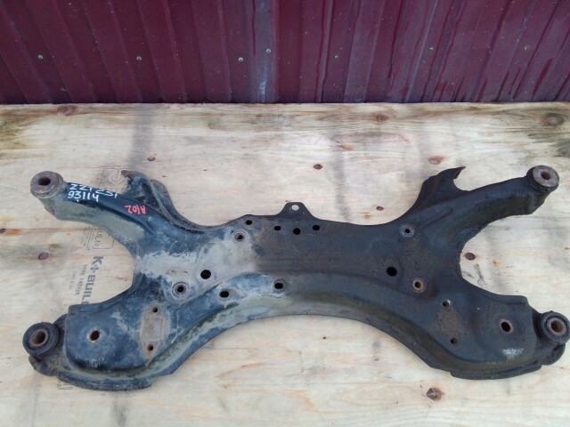 Балка поперечная TOYOTA Avensis 