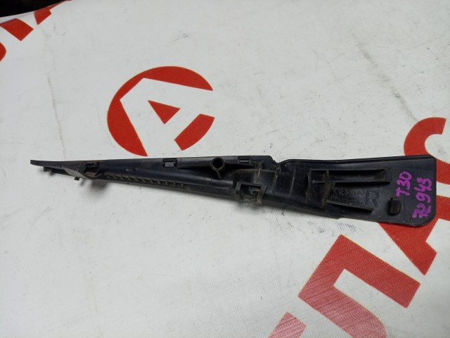 Уголок жабо NISSAN X-Trail 