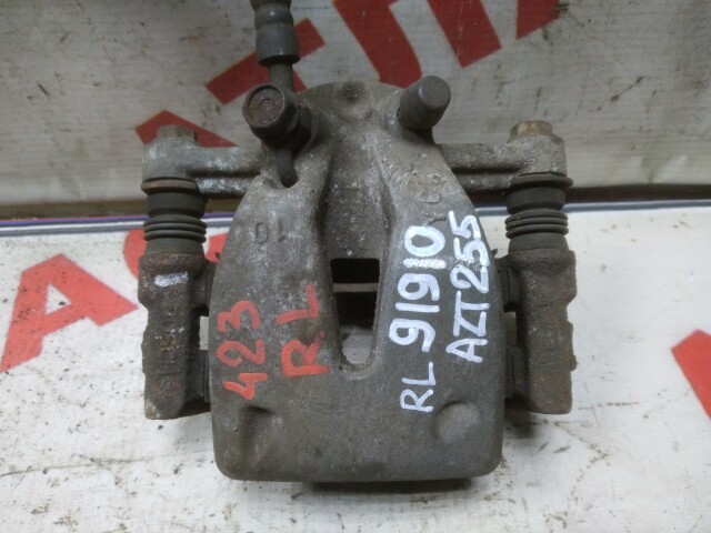 Суппорт TOYOTA Avensis 