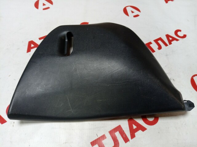 Обшивка багажника TOYOTA Carina 