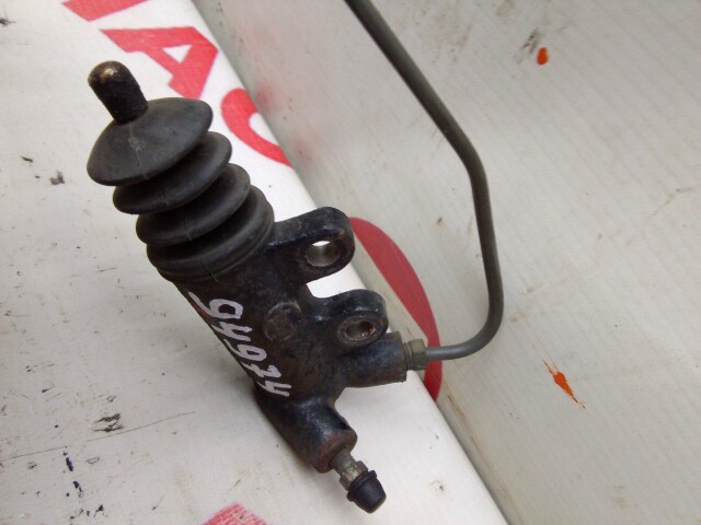 Рабочий цилиндр сцепления TOYOTA Corolla 4E-FE