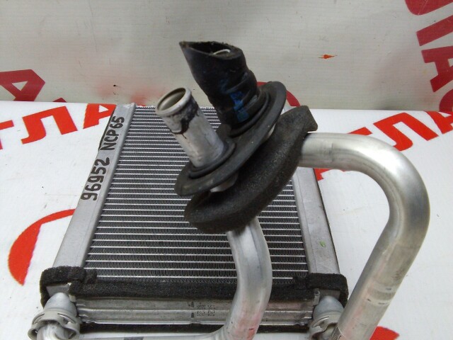 Радиатор печки TOYOTA Ist 