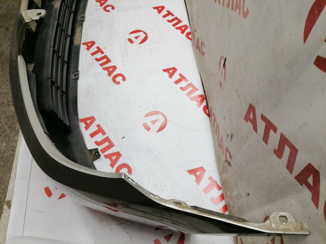 Бампер передний TOYOTA Corolla 