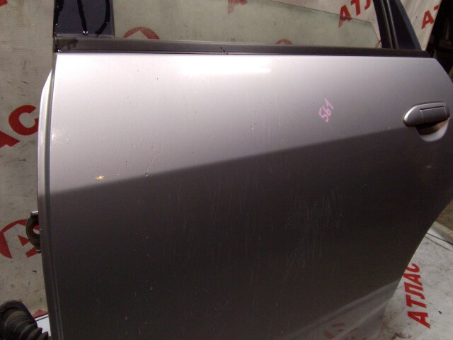 Дверь NISSAN Wingroad 