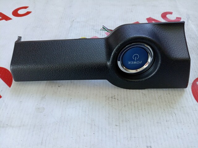 Кнопка TOYOTA Camry 