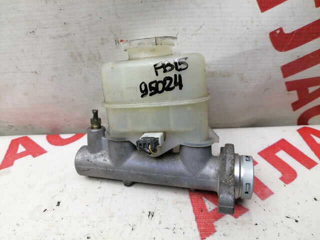 Главный тормозной цилиндр NISSAN Sunny 