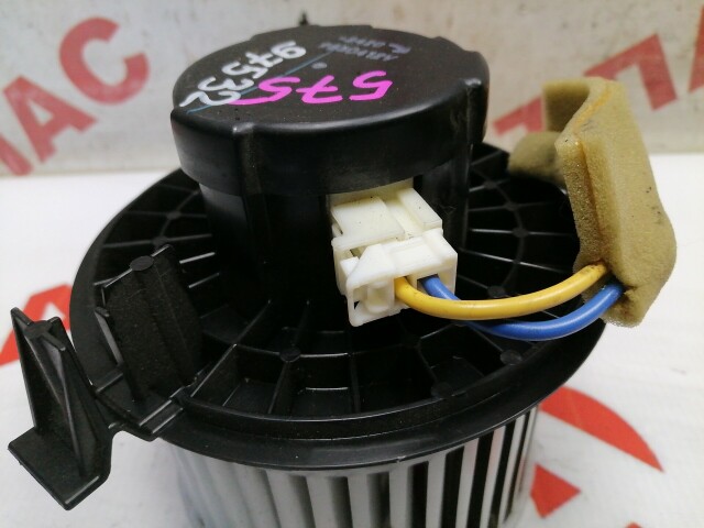 Моторчик печки NISSAN March 