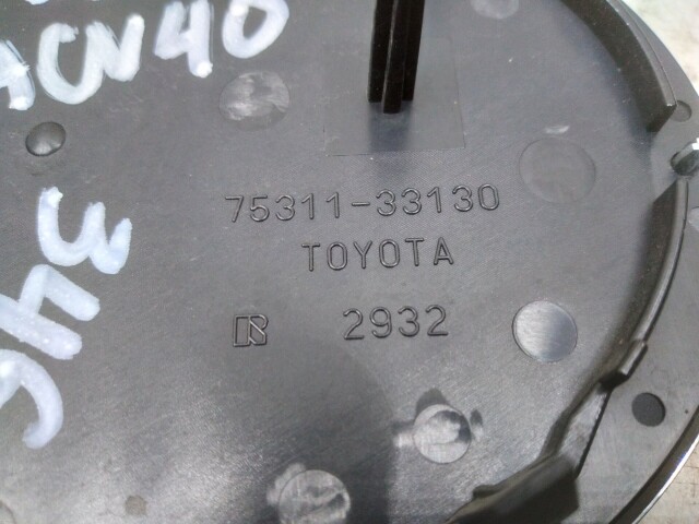 Эмблема TOYOTA Camry 