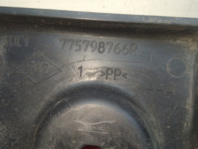 Пыльник крыла RENAULT Duster 