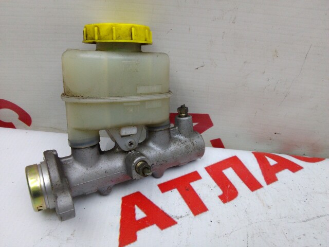 Главный тормозной цилиндр NISSAN Sunny 