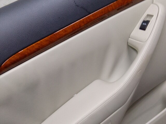 Дверь TOYOTA Avensis 