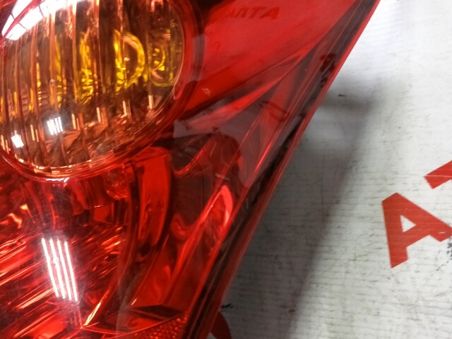 Стоп TOYOTA Ist 
