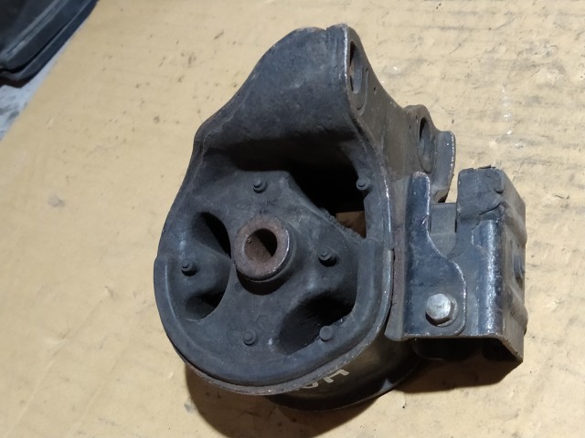 Подушка ДВС HONDA Domani 