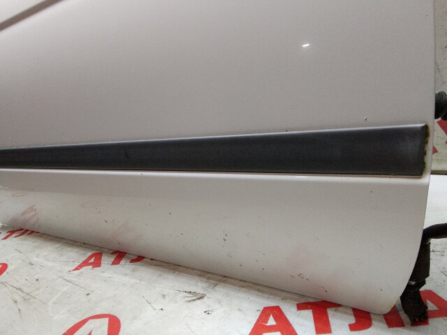 Дверь NISSAN Sunny 