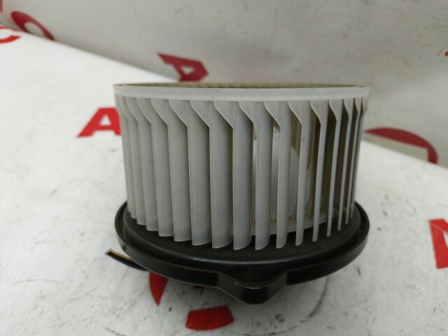 Моторчик печки TOYOTA Caldina 