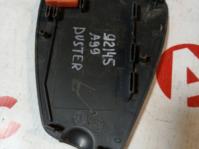 Крышка предохранителей RENAULT Duster H4M