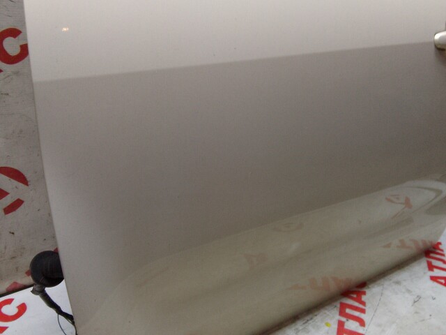 Дверь TOYOTA Ist 