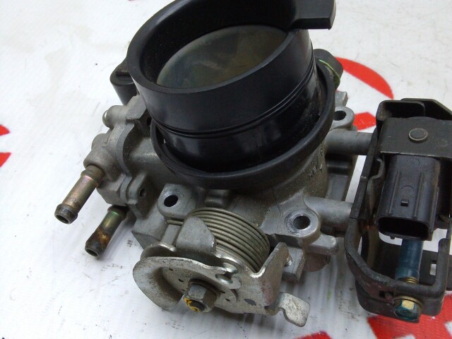 Дроссельная заслонка HONDA Fit L13A