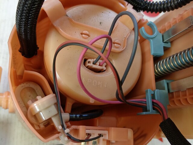 Бензонасос TOYOTA Estima 