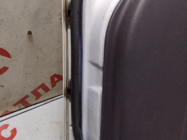 Дверь TOYOTA Platz 