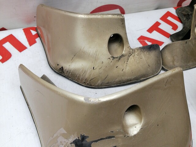 Брызговик TOYOTA Corolla Axio 