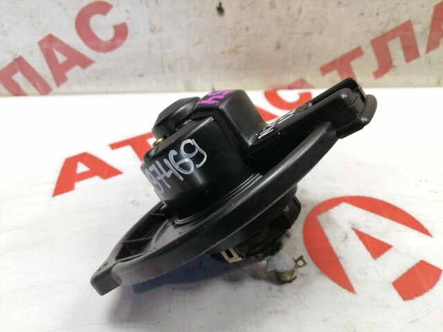 Моторчик печки TOYOTA Corolla Runx 